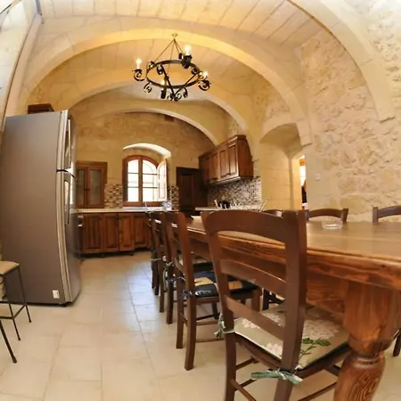 6 Bedroom Farmhouse With Private Pool In Zebbug Gozo Zebbug (Gozo)