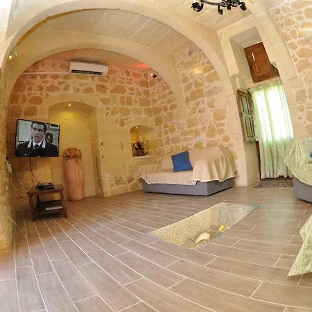 6 Bedroom Farmhouse With Private Pool In Zebbug Gozo Zebbug (Gozo)