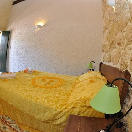 度假居 6 Bedroom Farmhouse With Private Pool In Zebbug Gozo