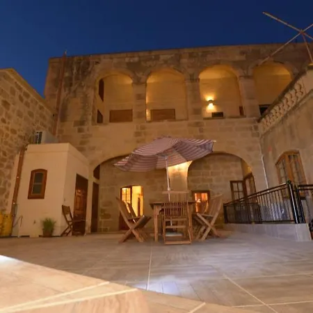6 Bedroom Farmhouse With Private Pool In Zebbug Gozo * Zebbug (Gozo)